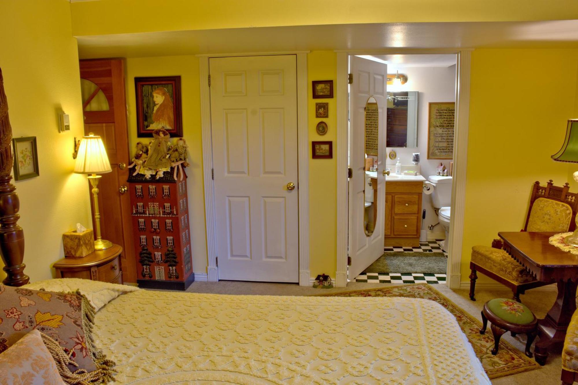Big Yellow Inn Cedar City Δωμάτιο φωτογραφία